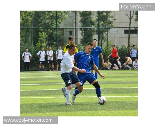 成都兴城与武汉三的激烈对决展现足球魅力与城市精神的碰撞