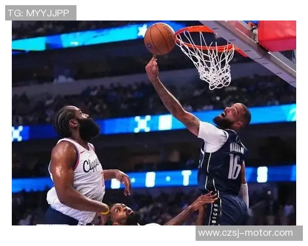 快船与太阳再度交锋NBA复赛精彩对决引发球迷热议 快船与太阳再度交锋NBA复赛精彩对决引发球迷热议