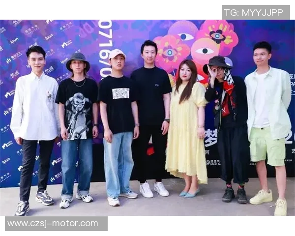 滑板文化的传承与创新南京滑板队的精神探索与团队意识解析MBA 滑板文化的传承与创新南京滑板队的精神探索与团队意识解析MBA