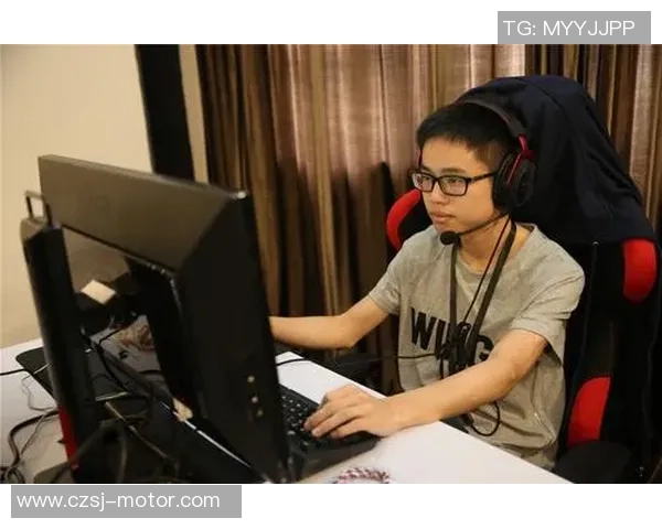 杨芳专访:从新手到职业选手的DOTA2成长之路回顾与展望 杨芳专访:从新手到职业选手的DOTA2成长之路回顾与展望