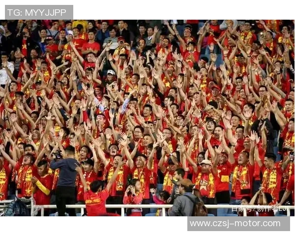 深圳足球队的灵活战术揭秘与球队发展之路探讨