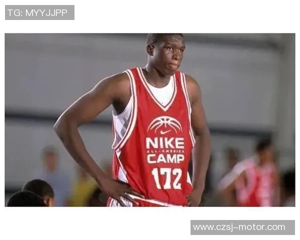 翟晓川的篮球之路：从默默无闻到闪耀赛场的传奇故事